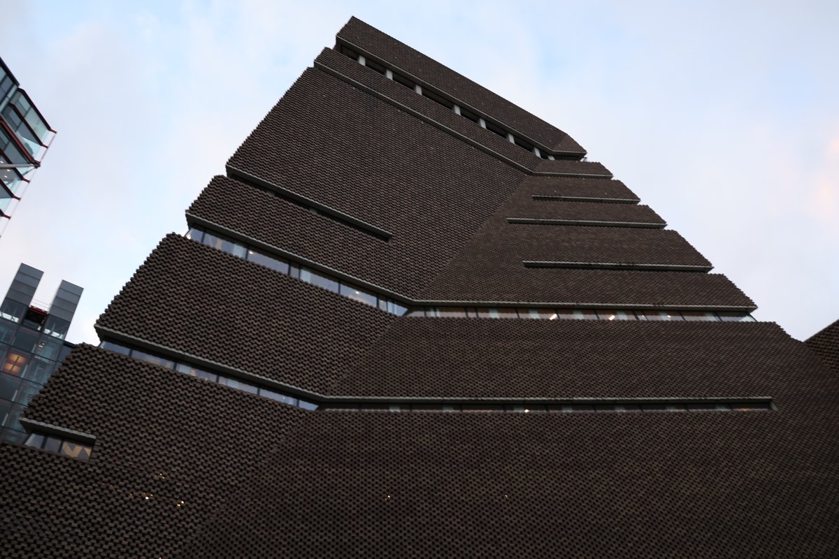 Exterior de Tate Modern en Bankside.