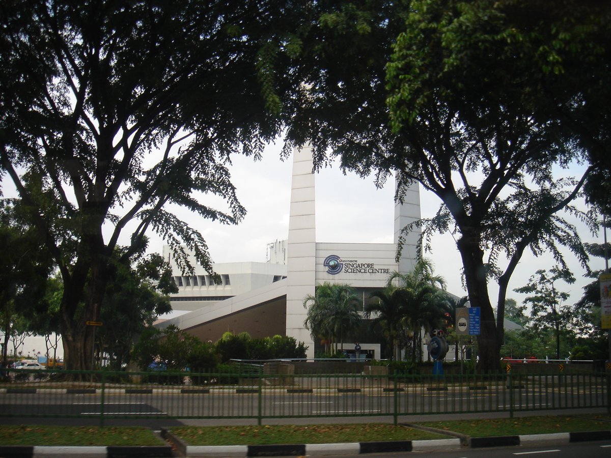 Science Centre Singapore exterior, 2005.