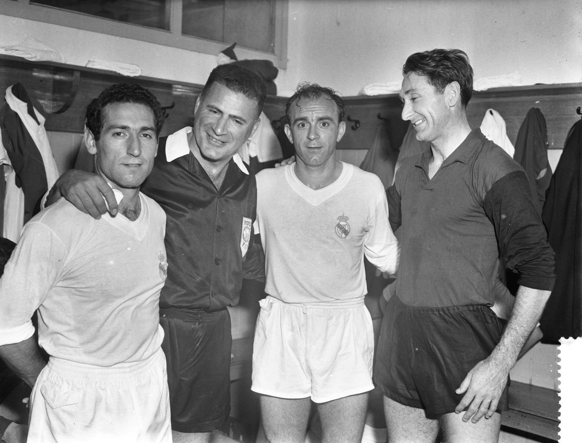 Di Stéfano, third from left, 1959 · Wim van Rossem for Anefo · CC0