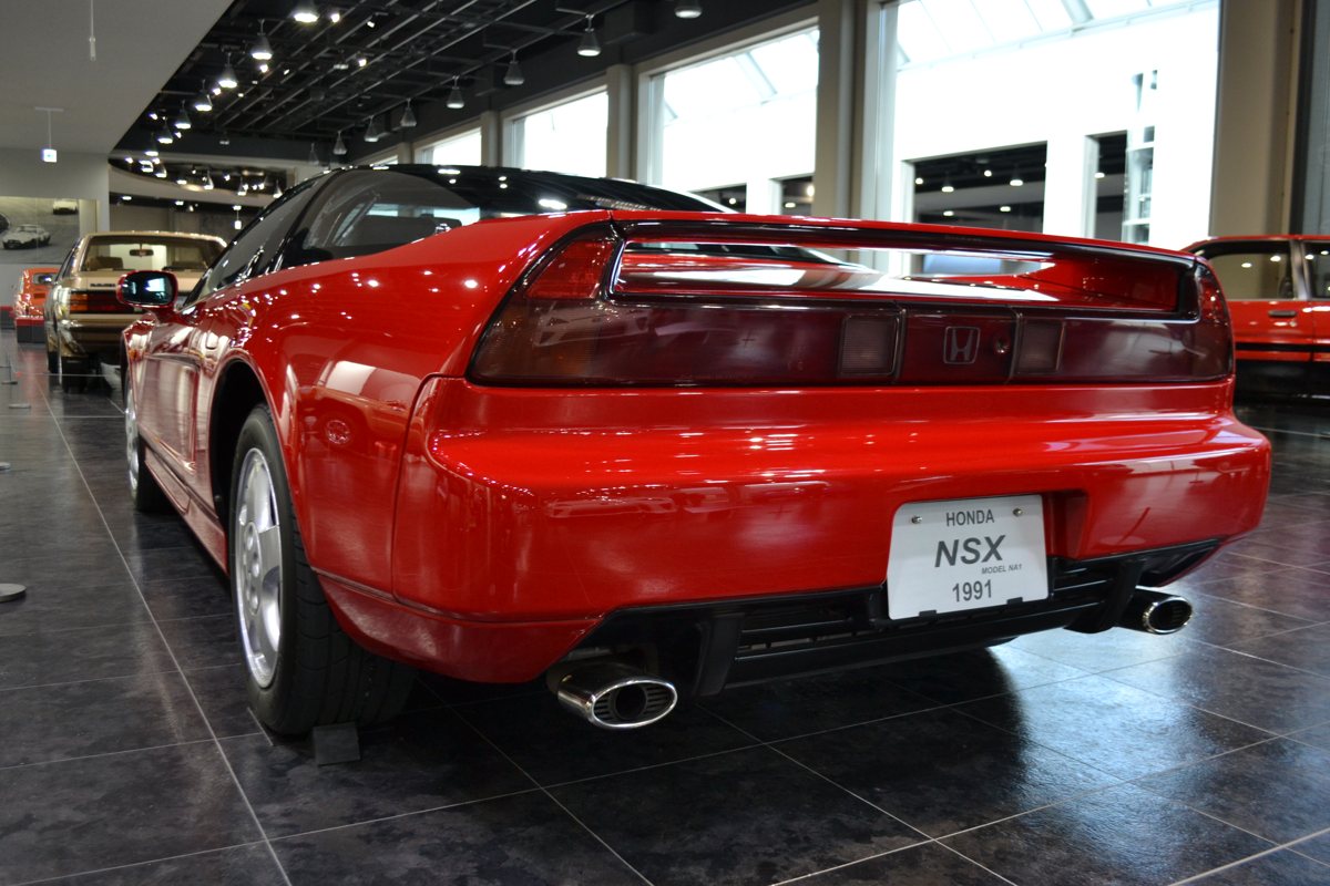 First-generation Honda NSX, rear view