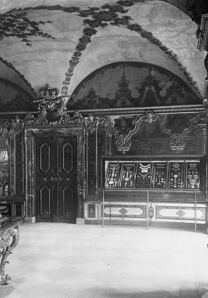 Sala de joyas de Dresde, hacia 1930–32