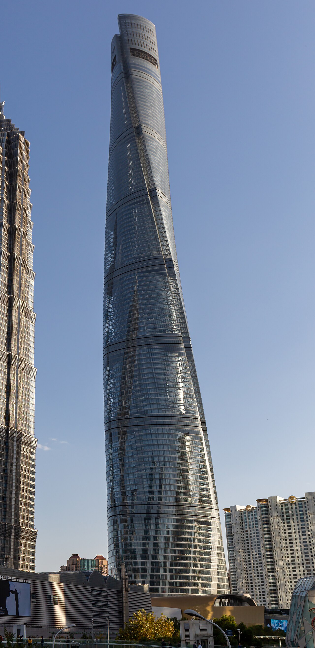 Shanghai, China · 632 m